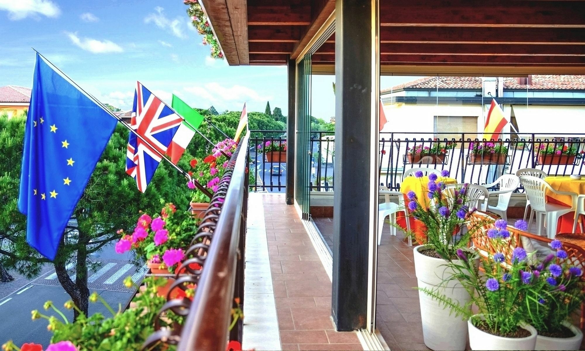 Hotel Benaco Sirmione Exterior photo